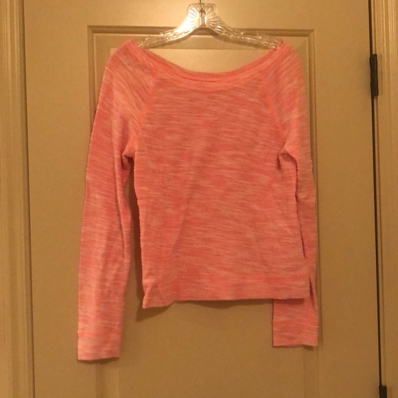 Pink sweater size small - Picture 1 of 2